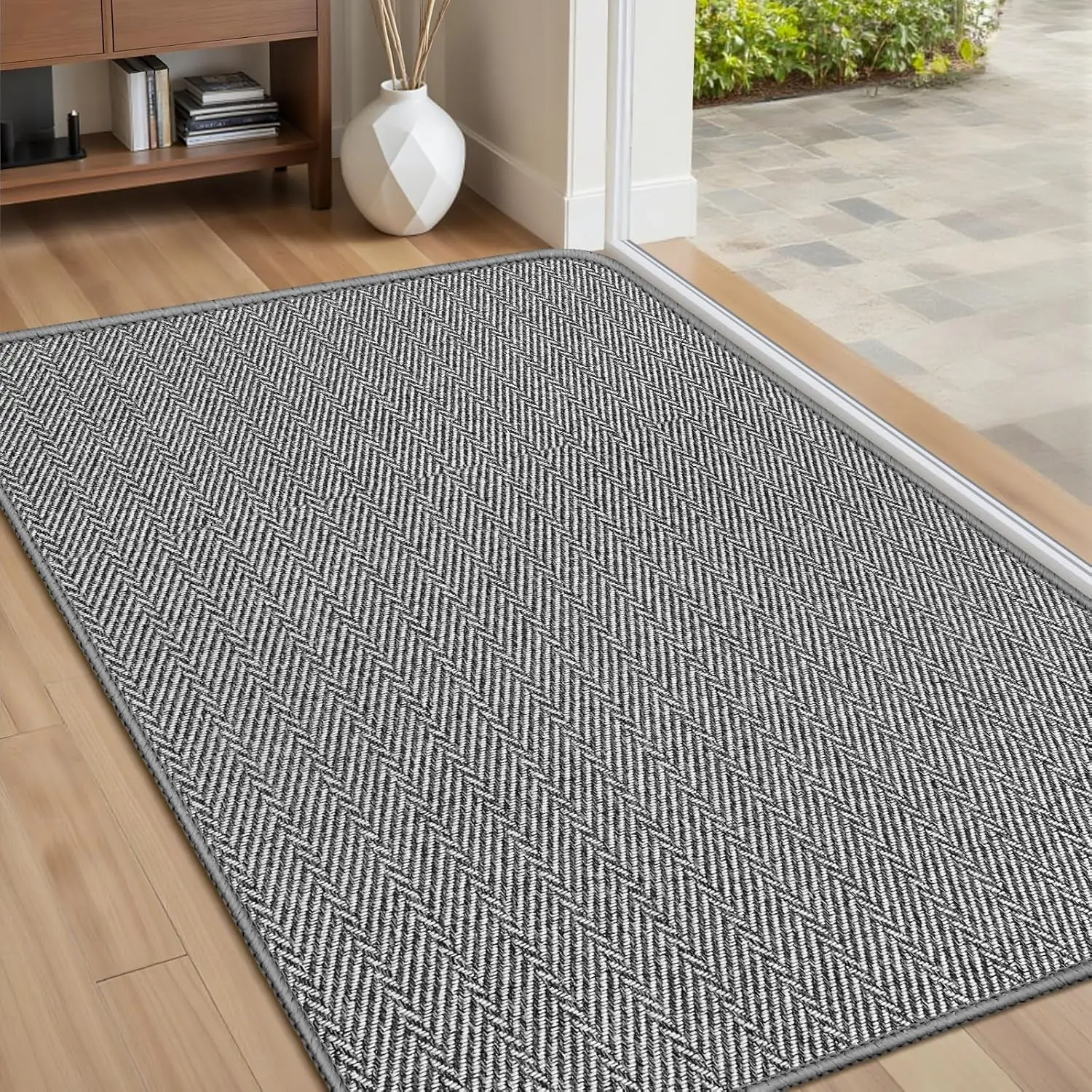 

Ультратонкий придверный коврик для дома 24x36 дюймов, низкопрофильный, нескользящий, с резиновой основой, уникальный узор «ёлочка»