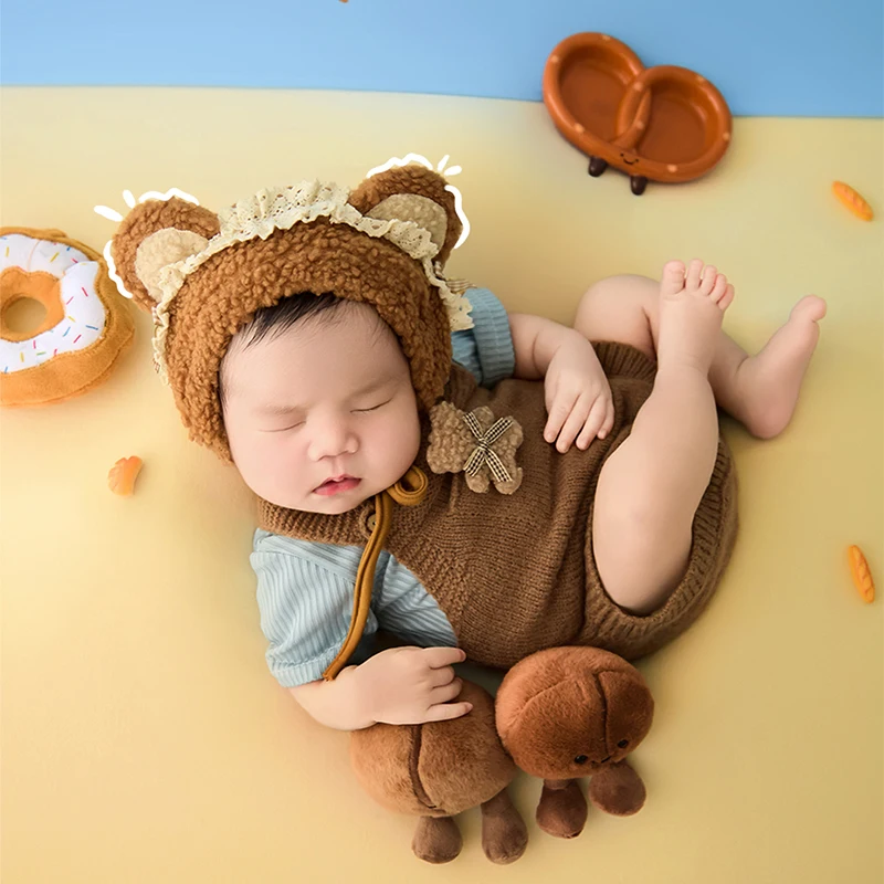 البني والأزرق الطفل بذلة رومبير لينة الدب الأذن قبعة الوليد التصوير الدعائم لطيف الدببة الضخمة لعبة استوديو التقطت الصور ازياء