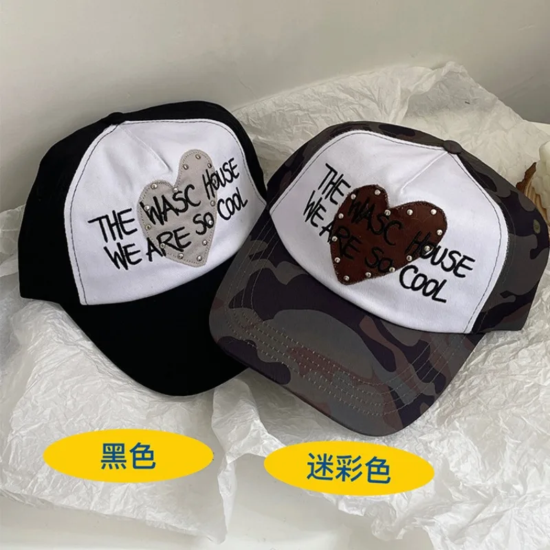 

2024 Early Spring Love Rivet Color Matching Sticker Baseball Hat Street Camouflage Color Wide Brim Letter Embroidery Hip-hop Cap