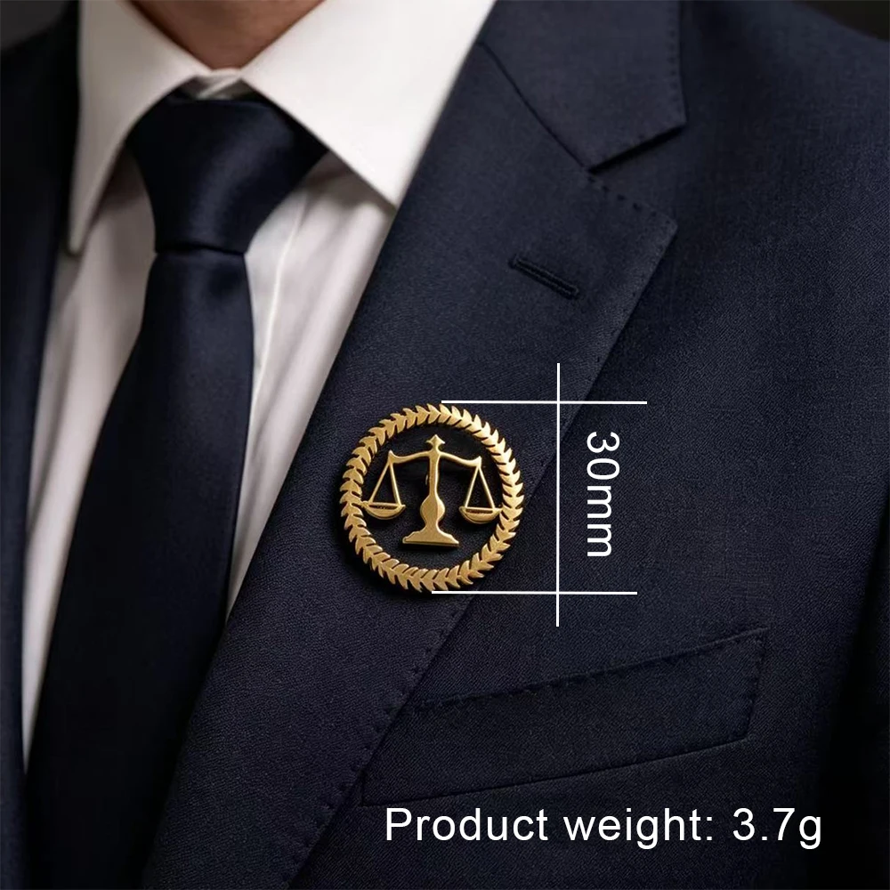 

Exquisite Stainless Steel Scale Brooch with Gold Plating, Judicial and Legal Lapel Pins, Lawyer's Coat Badges, Men's Suit Pins,