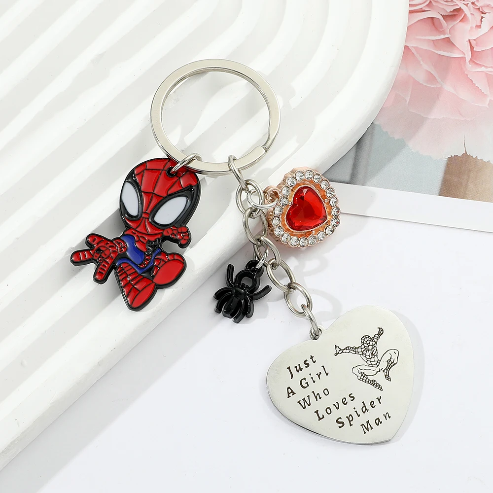 Marvel Superhero Spiderman Keychain Avengers Animal Spider Letter Heart Badge Metal Pendant Keyring Trend Jewelry Accessories