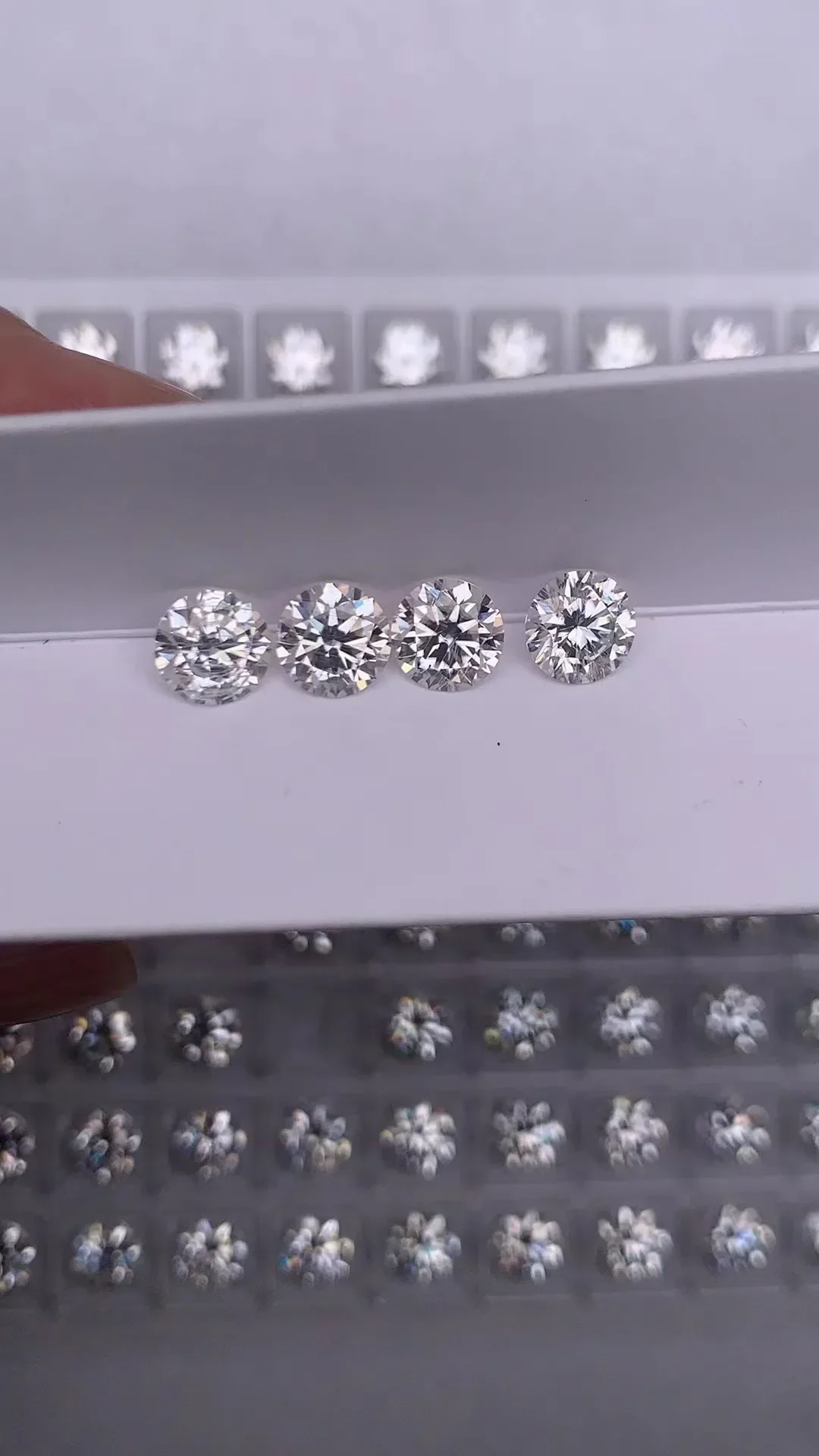 ( VS-SI Clarity ) 20pcs Per Lot Moissanite Stone High Cost Performance and Is Closer To Natural Diamonds  for Jewelry Making