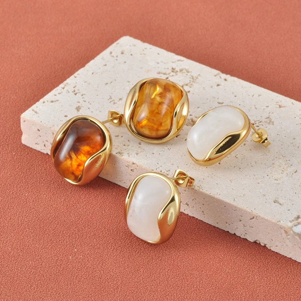 Lokaer Stainless Steel Amber Color Irregular Geometric Stone