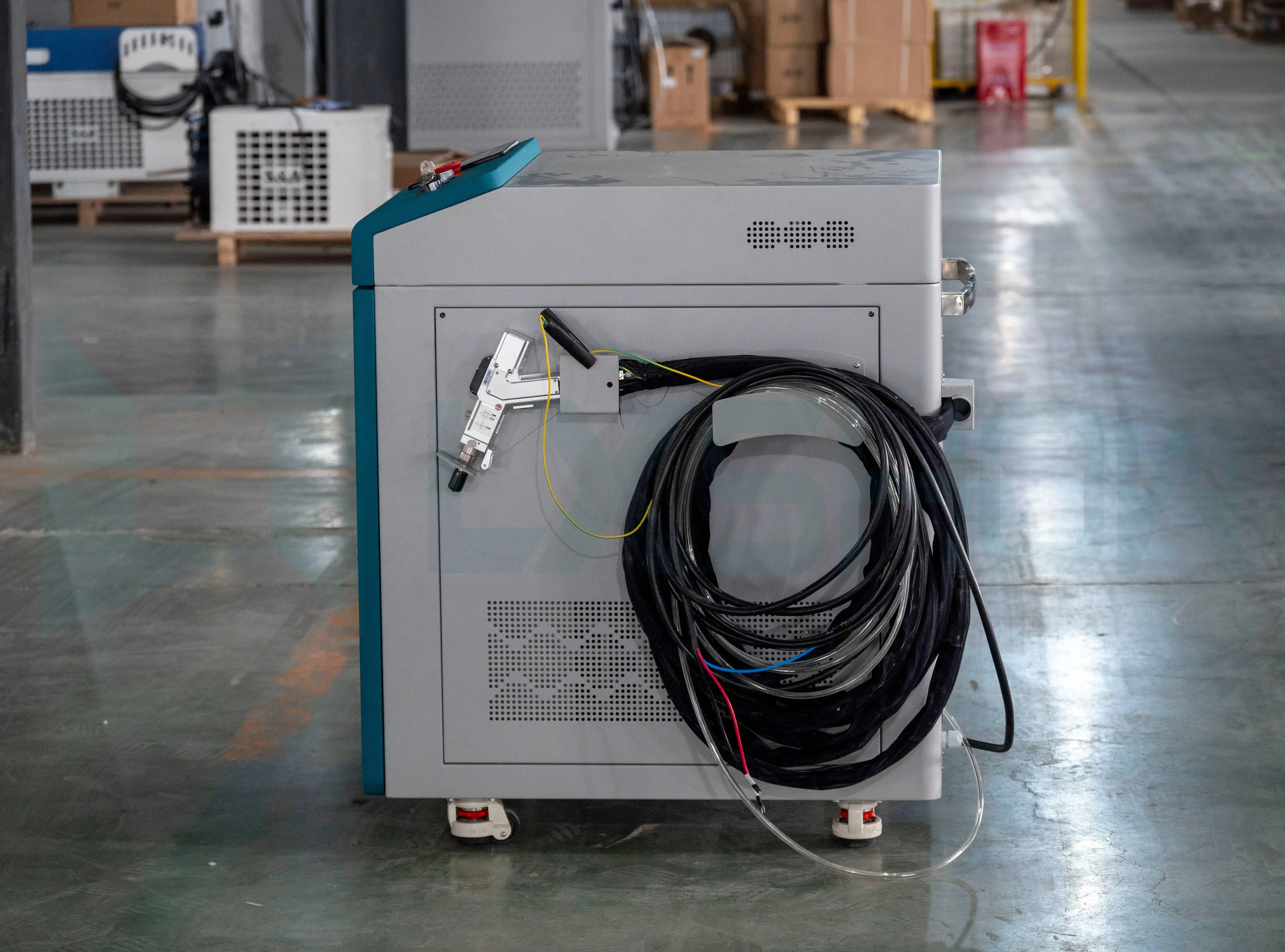 High Efficiency Laser Welder Fiber Laser Welding Machine  1500w 2000w 3000w  Laser Welding Machine For Metal