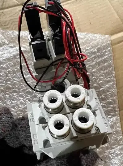 CXU30-4G2-FL471412, CKD valve block, new