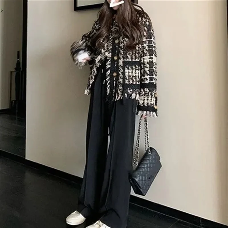 2025 Spring Autumn New Campus Wind Heavy Industry Black Gold Braided Fringe Advanced Sense of Small Fragrant Wind Female Coat
