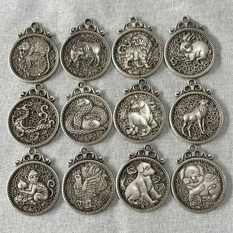 

Old Chinese Tibet Silver Hand-carved Chinese Zodiac Amulet Pendant A Set