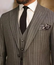 Formal Men's Suits Classic Pinstripe Tuxedos Suit 3 Pieces Blazer Vest and Pant Set Peak Lapel Groomsmen Wedding Dress  Business