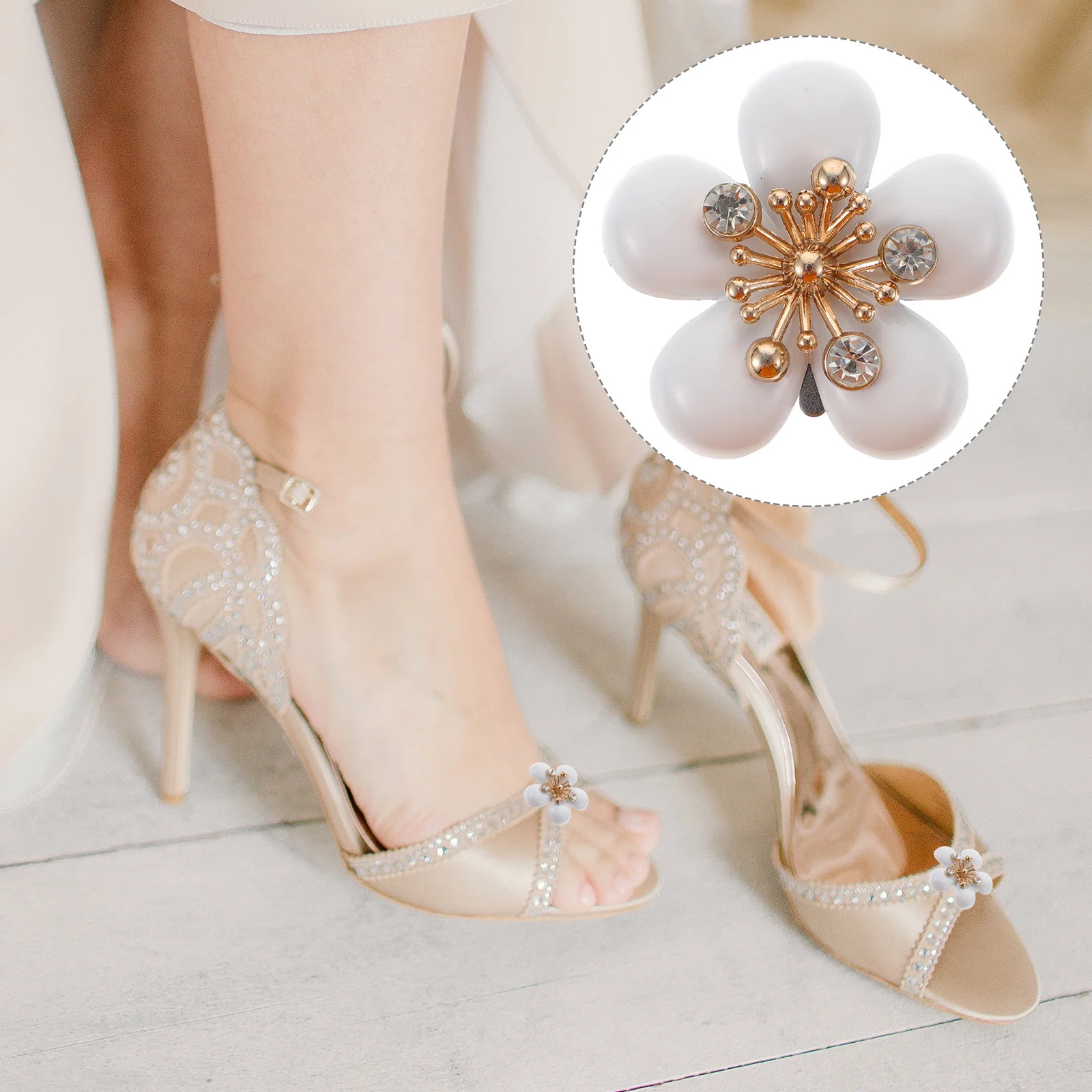 

Flowers Rhinestone Shoe Clips Bridal Shoes Decoration Weddings Crystal Detachable Buckle Miss