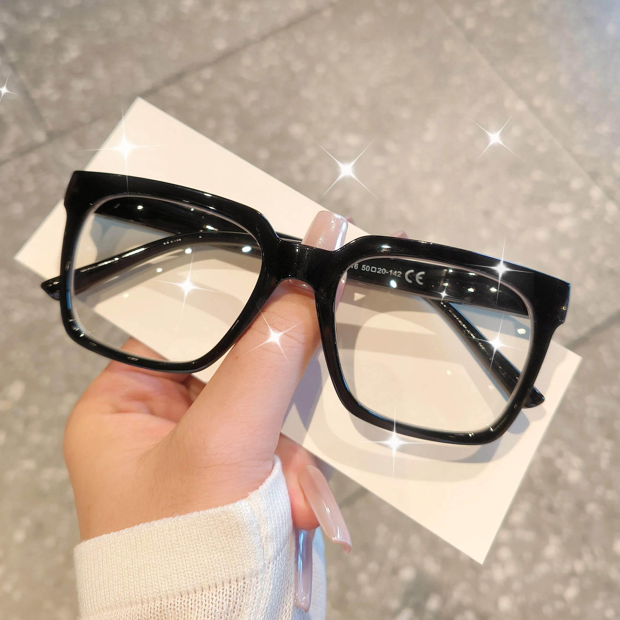 Lesebrille im Oprah-Stil für Damen und Herren, quadratische Computerlesebrille mit Federscharnier, +1,0 bis +4,0 – Detail 15