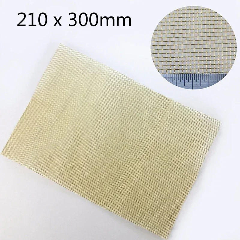 Tkany mosiężny drut filtrujący Mosiężna tkana siatka druciana o płóciennym splocie 0,375 mm Średnica drutu Arkusz A4 21 * 30 cm 1,21 mm Otwór
