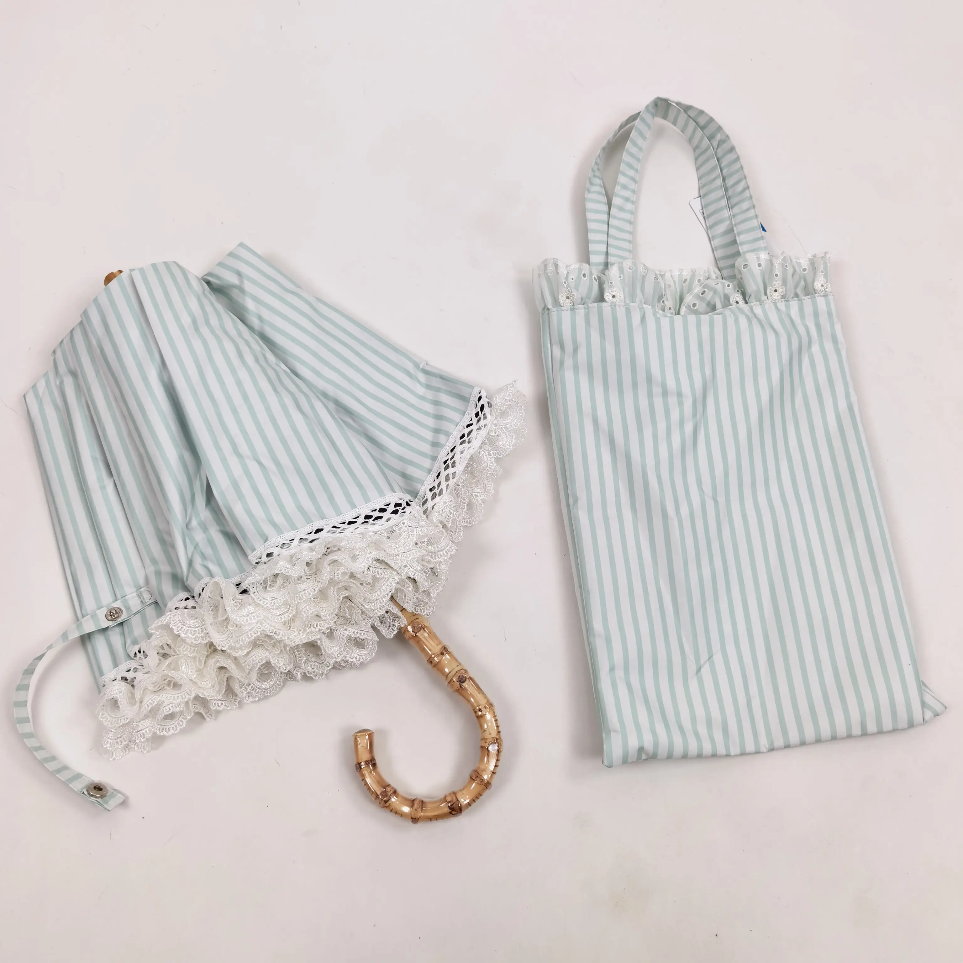 Vintage Lolita Lace White and Green Striped Japanese Bamboo Joint Manual Two-fold Vinyl Weather and Rain Folding Ocean Umbrella