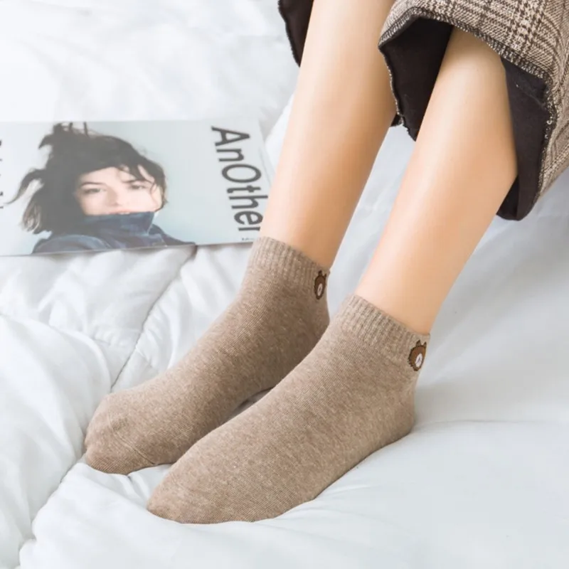 10 Paar Damen-Socken mit niedrigem Schlauch für Damen, lässiger Stil, bequeme Socken-Set, niedliches Bärenmuster, modisch, atmungsaktiv