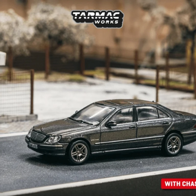 

TW масштаб 1:64 S65 сплав имитация металлической модели автомобиля статическая коллекция украшенные праздничные подарки игрушки классический сувенирный подарок