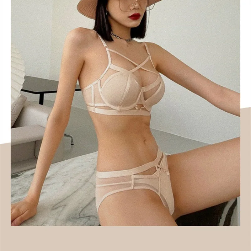 

New big breasts showing small cross straps sexy underwear thin soft steel ring on the support to prevent sagging gather bra set