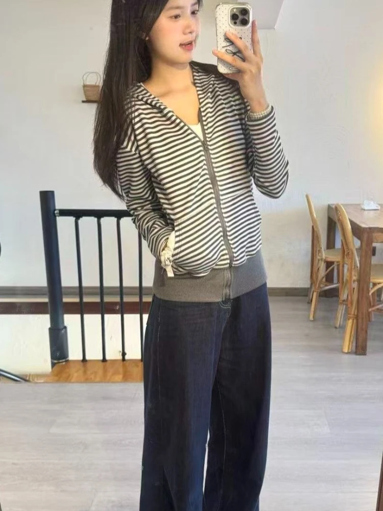 2026 Harajuku Vintage Stripe Hoodie Autumn Streetwear Grunge Zipper Hoody Y2k Aesthetic Women Casual Pocket Slim Fit Sweatshirt