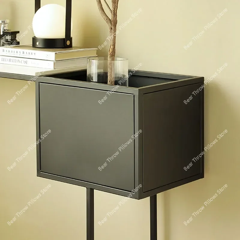 Nordic Design Side Table Metal Aesthetic Minimalist Black Coffee Tables Simple Premium Mesa Auxiliar Living Room Furniture