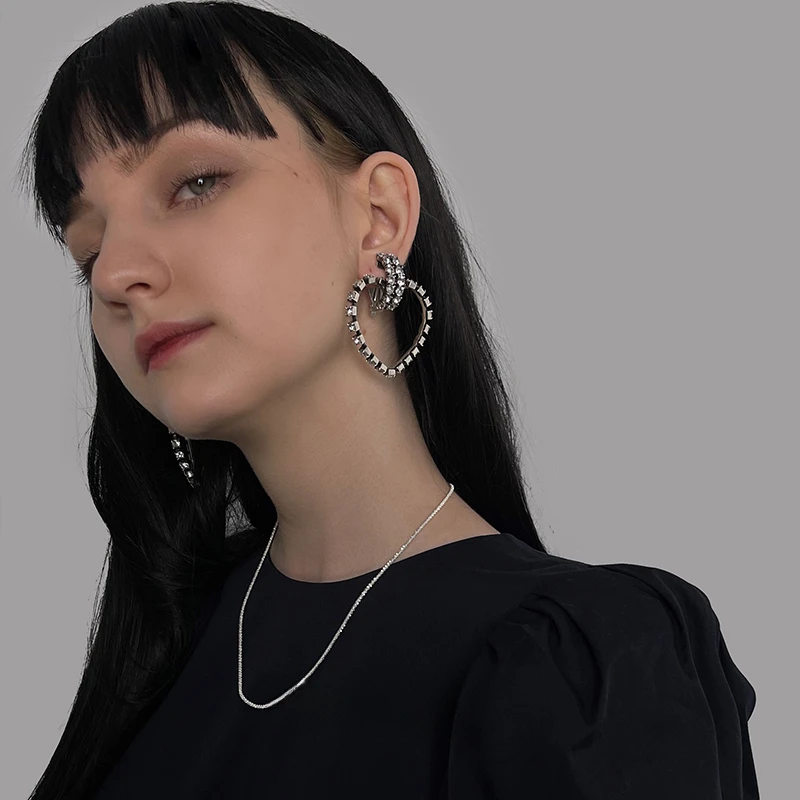 Retro personality old temperament diamond big peach heart ear clip jewelry