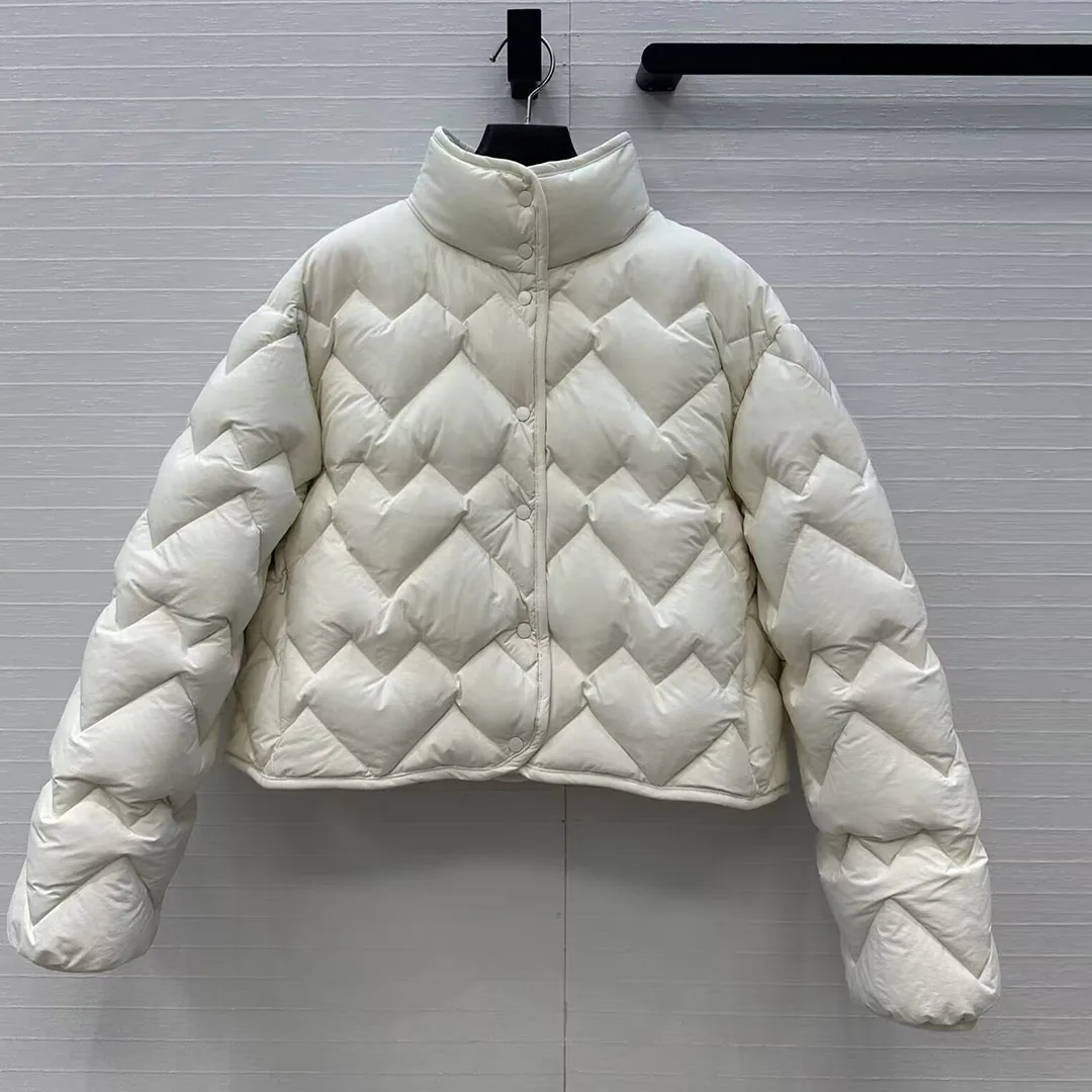 2025 New Autumn Winter White Goose Down Love Design Quilt Sweet Coat Women Stand Collar Long Sleeve Buttons Loose Casual Jacket