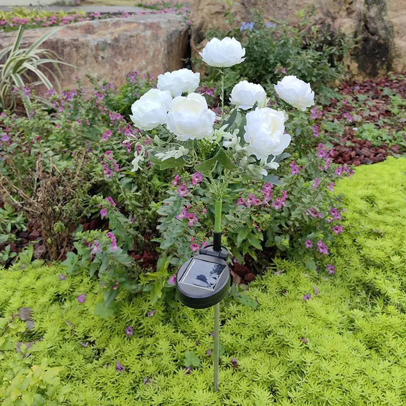 Luz de flores al aire libre bellamente floreciente para jardín Luces de flores solares que cambian de color más brillante