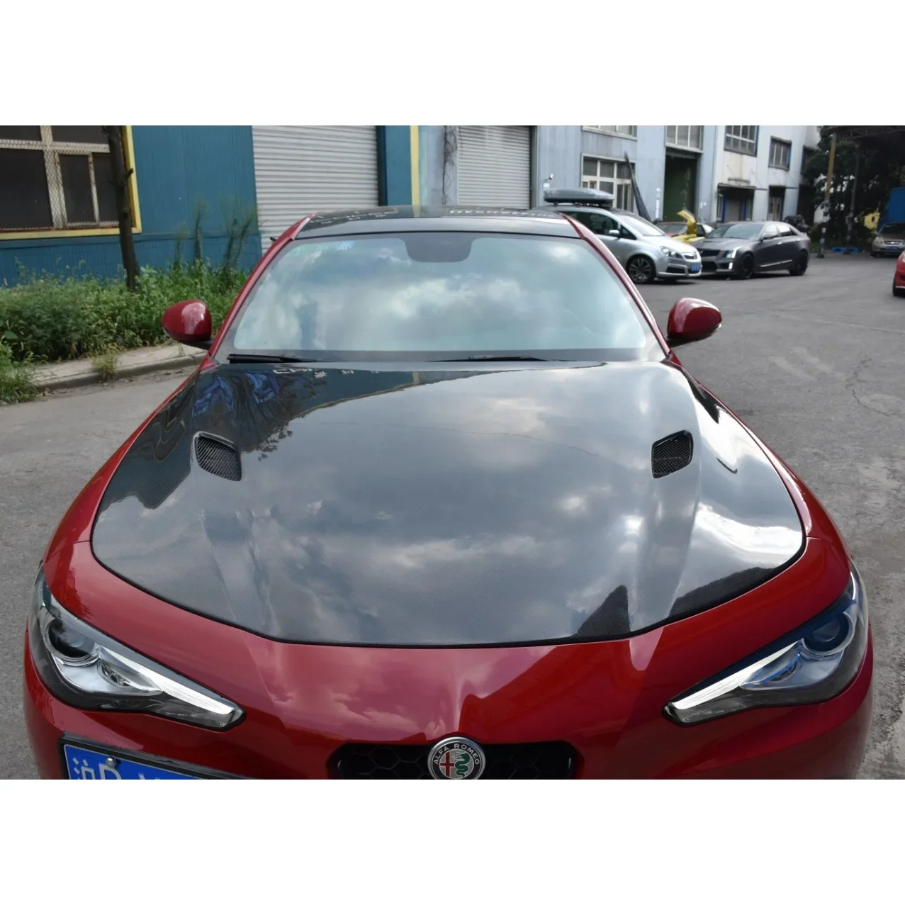 New Carbon Fiber Hood Bonnet For Alfa Romeo Giulia