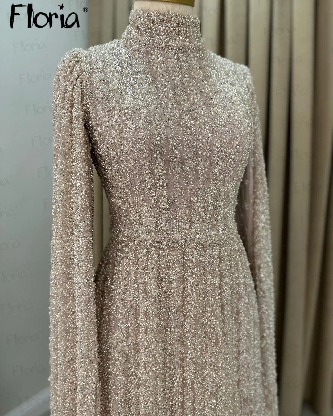 Floria Middle East Champagne Celebrity Dress Dubai Muslim Long Cape SLeeve Pus Size Wedding Guest Dress Beaded Customized