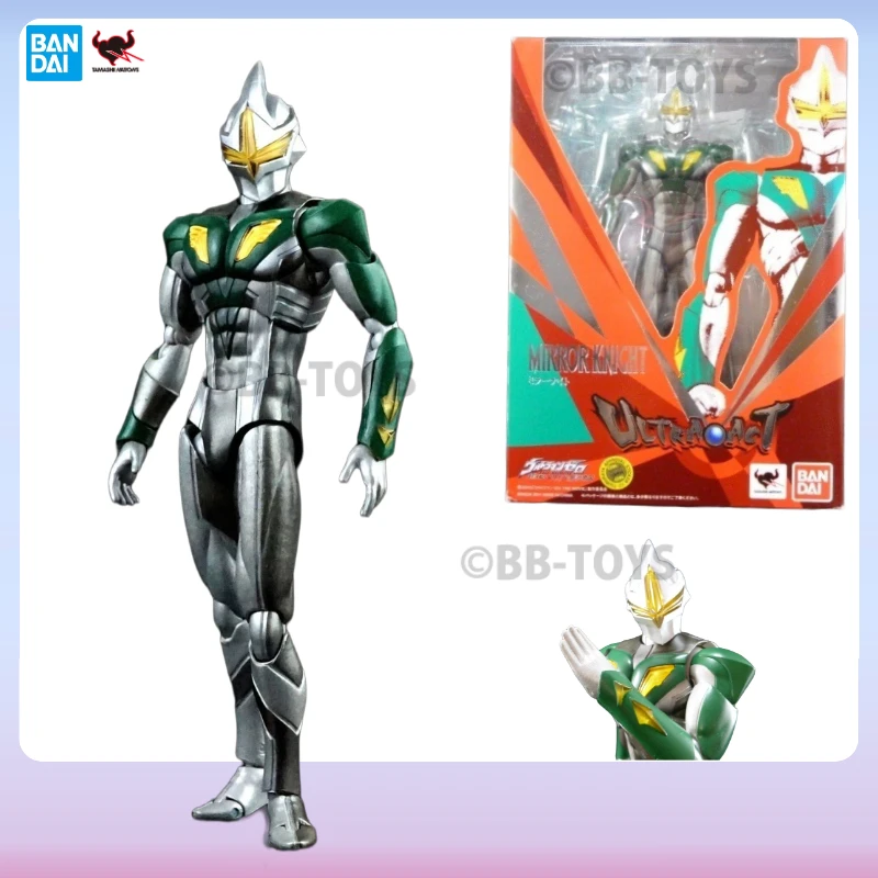 

В наличии Bandai ультра-экшн-фигурка серии Ultraman из зеркального рыцаря, подвижная аниме фигурка, коллекционная оригинальная коробка, готовые игрушки, хобби