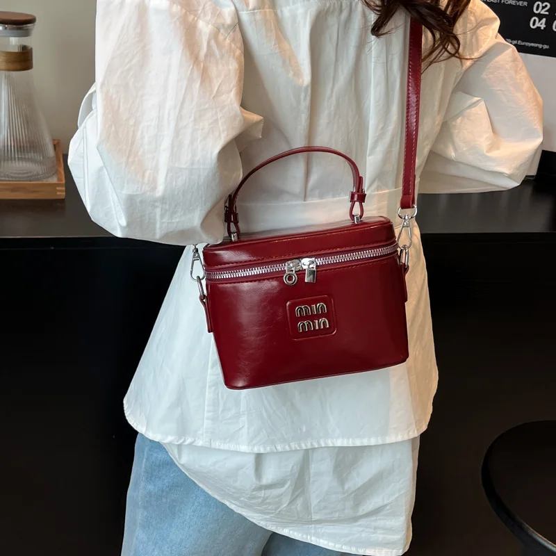 

Durable Women's Leather Handbag Crossbody Tote By Luxury Brand For Everyday Use And Travel Convenience