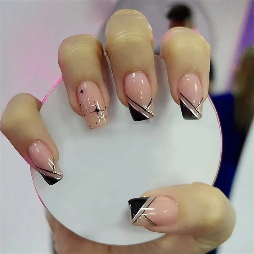 

24 Pcs/set Square Wearing False Nails Simple Black Triangle French Fake Nail Art Full Coverage Acrylic Press on Nail Removable