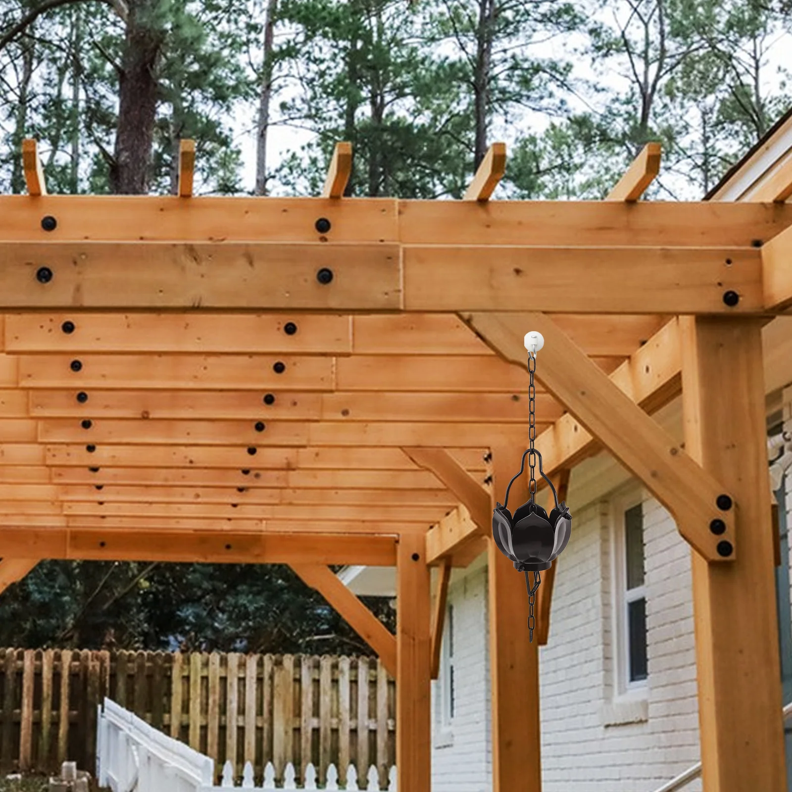 

Elegant Rain Chain in Aluminum Alloy for Gutters Efficient Rainwater Drainage System for Courtyard Decorative