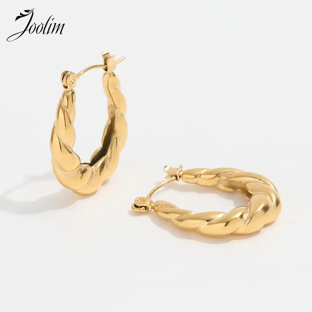 

Joolim Jewelry High Quality PVD Wholesale Fashion Dainty Permanent Twisted Croissant Hoop Stainless Steel Earring for Women