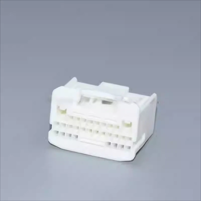 

10 компл. 1318758-1 Оригинальный разъем TE Пористая оболочка 30P 1123343-1 с терминалом