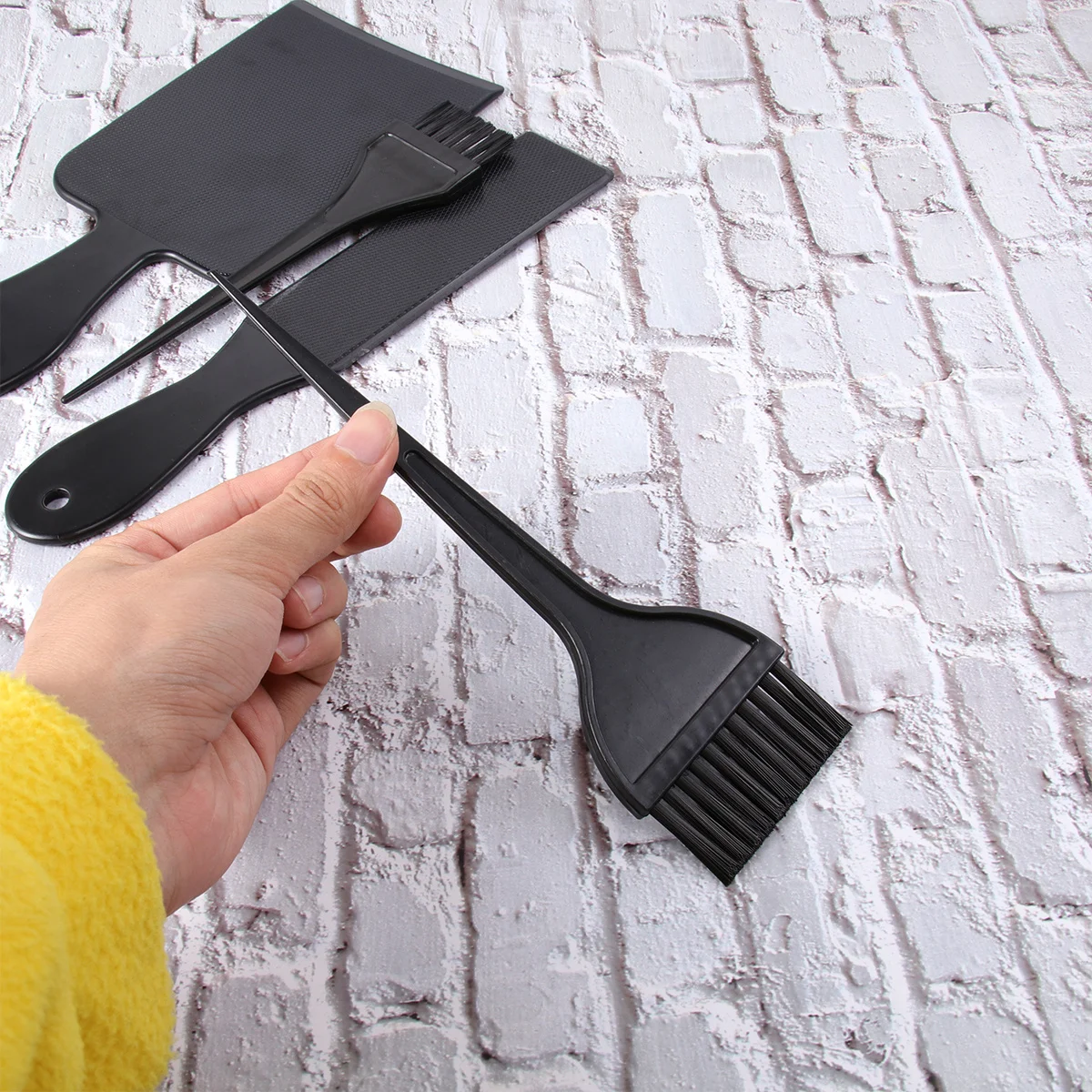 

4Pcs Hair Dyeing Brush Tool Hair Coloring Board Long Handle Salon Hairdressing Accessory Salon Hairdressing Tool