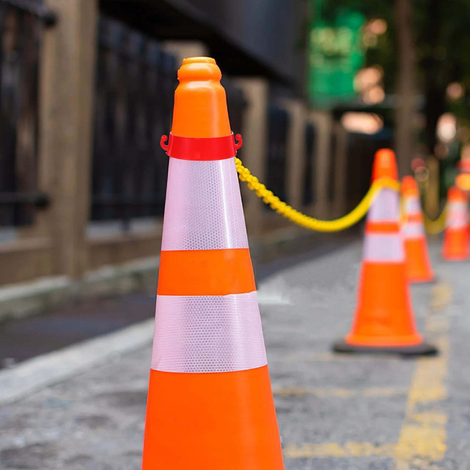 Gancio ad anello in plastica con connettore a cono per catena da 10 pezzi per barriere per coni stradali Design rosso ad alta visibilità Facile installazione per il parcheggio