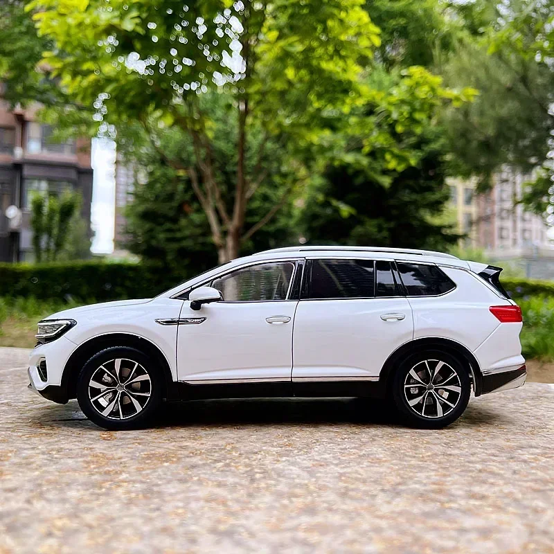 Faw 2021 Talagon Medium And Large Suv Off-road Vehicle Alloy Simulation Die-casting 1:18 Scale Car Model Home Decoration Display