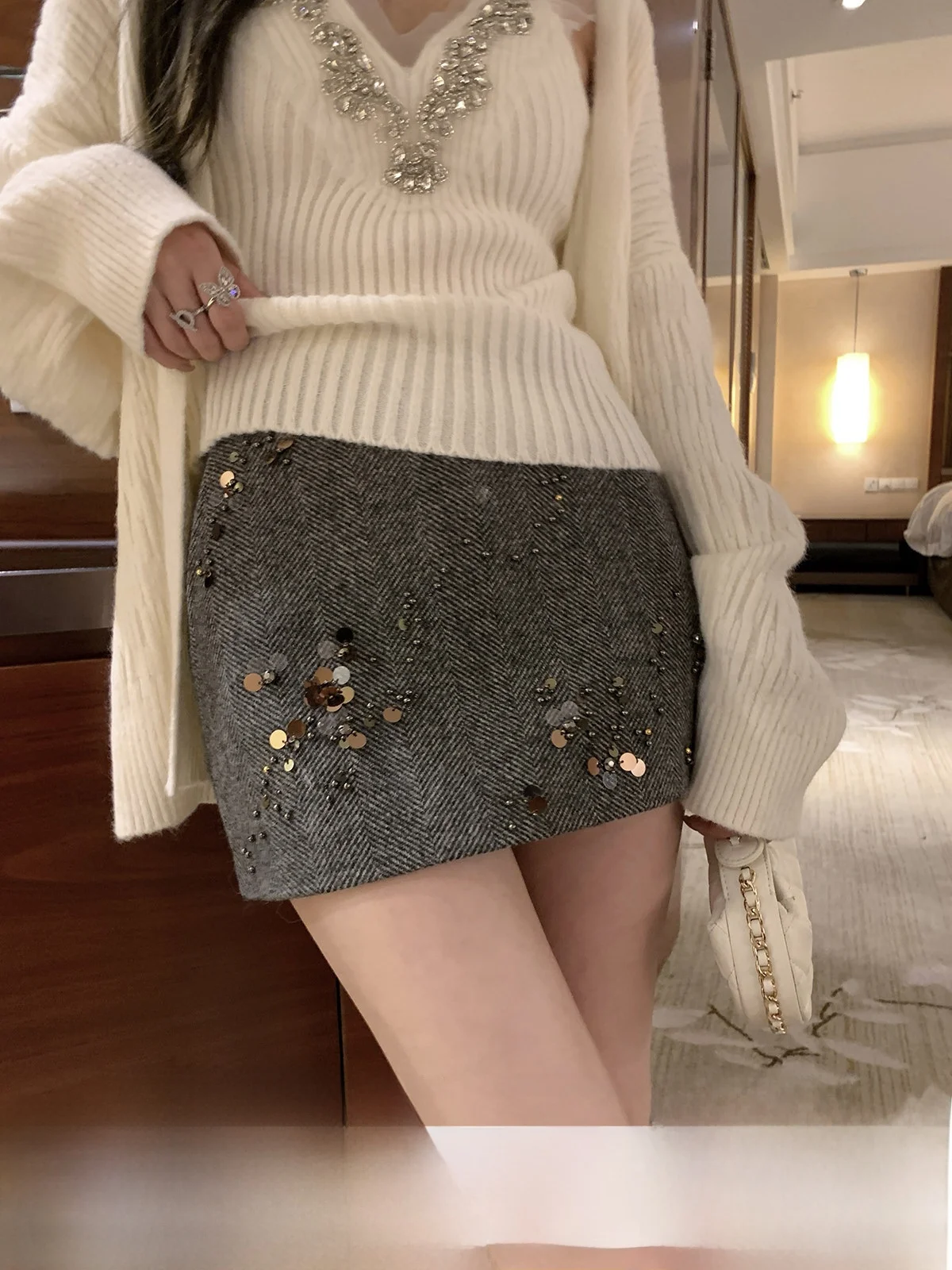 

YOLI Zhang Yuli French Holiday Grey Sequin Women's High Waist Slimming A-Line Skirt Casual Style Woolen Fabric
