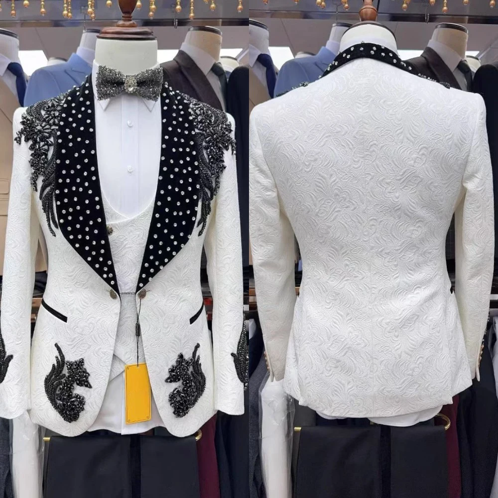 

Designer Applique Wedding Suits For Groom Shawl Lapel Single Breasted Tuxedos 3 Pcs Jacket Pants Vest Party Prom Customized