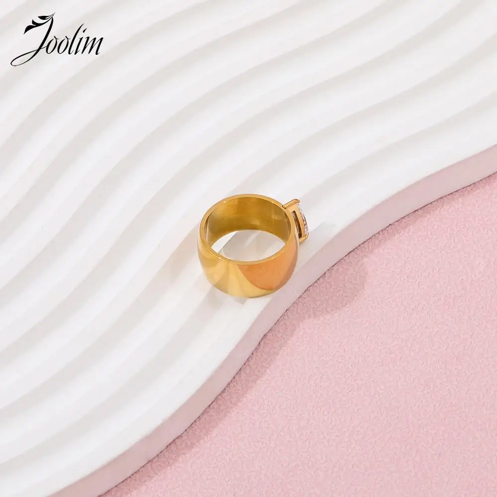 Joolim Jewelry Wholesale High End PVD Tarnish Free Chunky Luxury Love Peach Heart Band Stainless Steel Finger Ring for Women