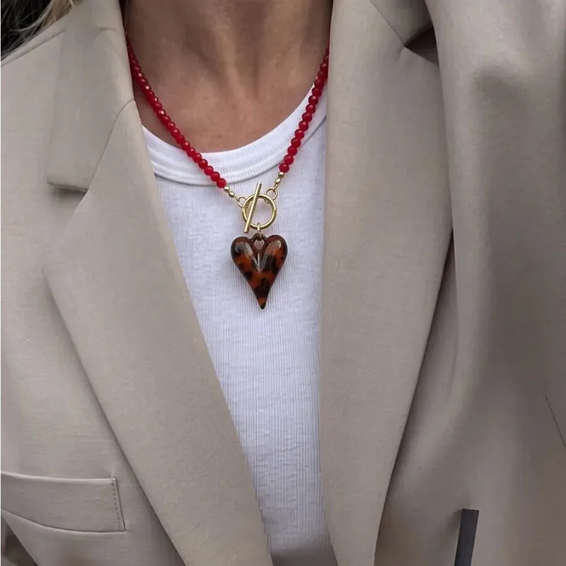 Simple Sweet Red Crystal Beaded Chain Retro Geometric Creative Leopard Heart Pendant Necklace For Girl Valentine's Gift Jewelry