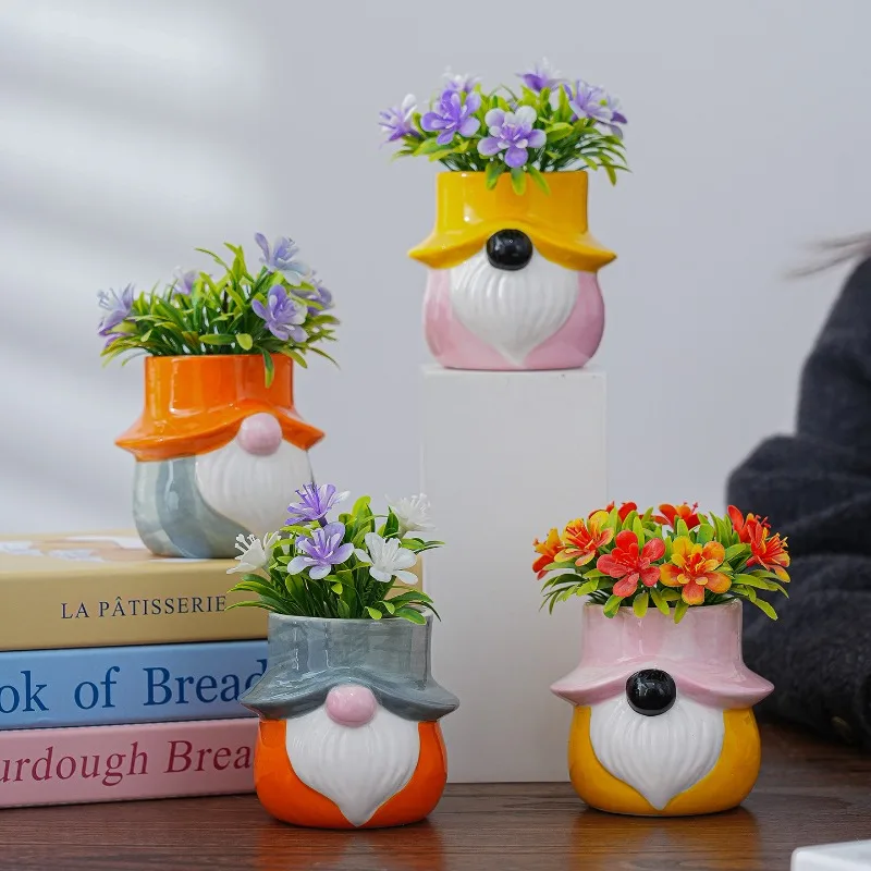 Creative Cartoon Character Santa Claus Ceramic Vase Succulent Plant Flower Pot Mini Vase Desktop Flower Pot Gardening Decoration