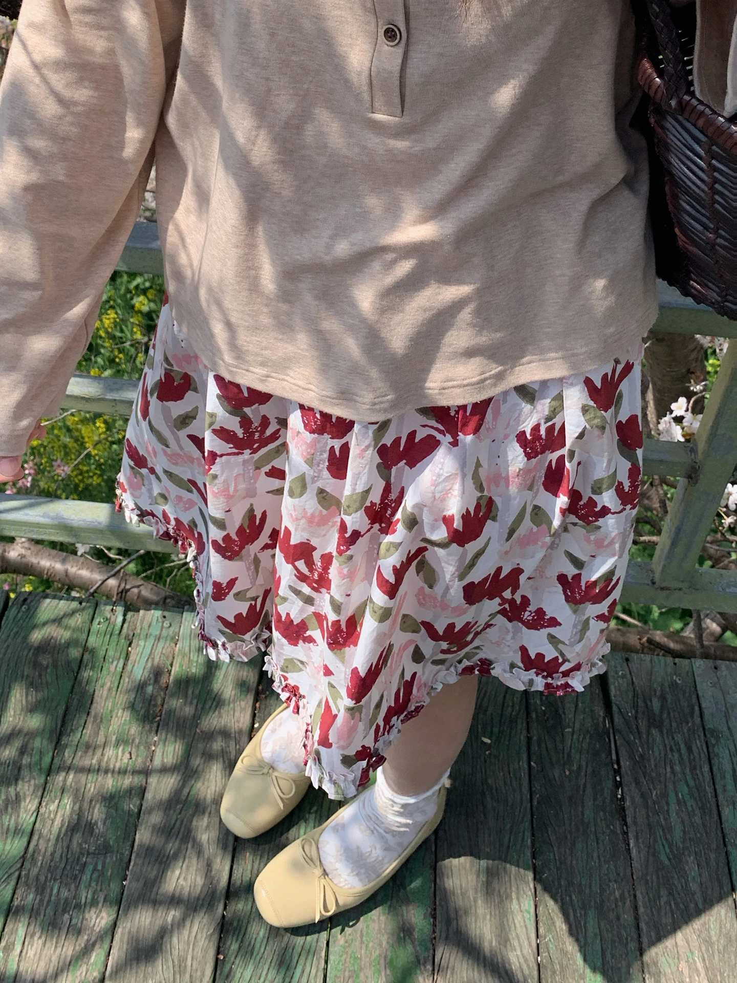 

Totoro 100% Cotton Floral Print Plant Motif Short Skirt for plus Size Women Half Waist Elastic Hem A-Line Skirt Loose Fit