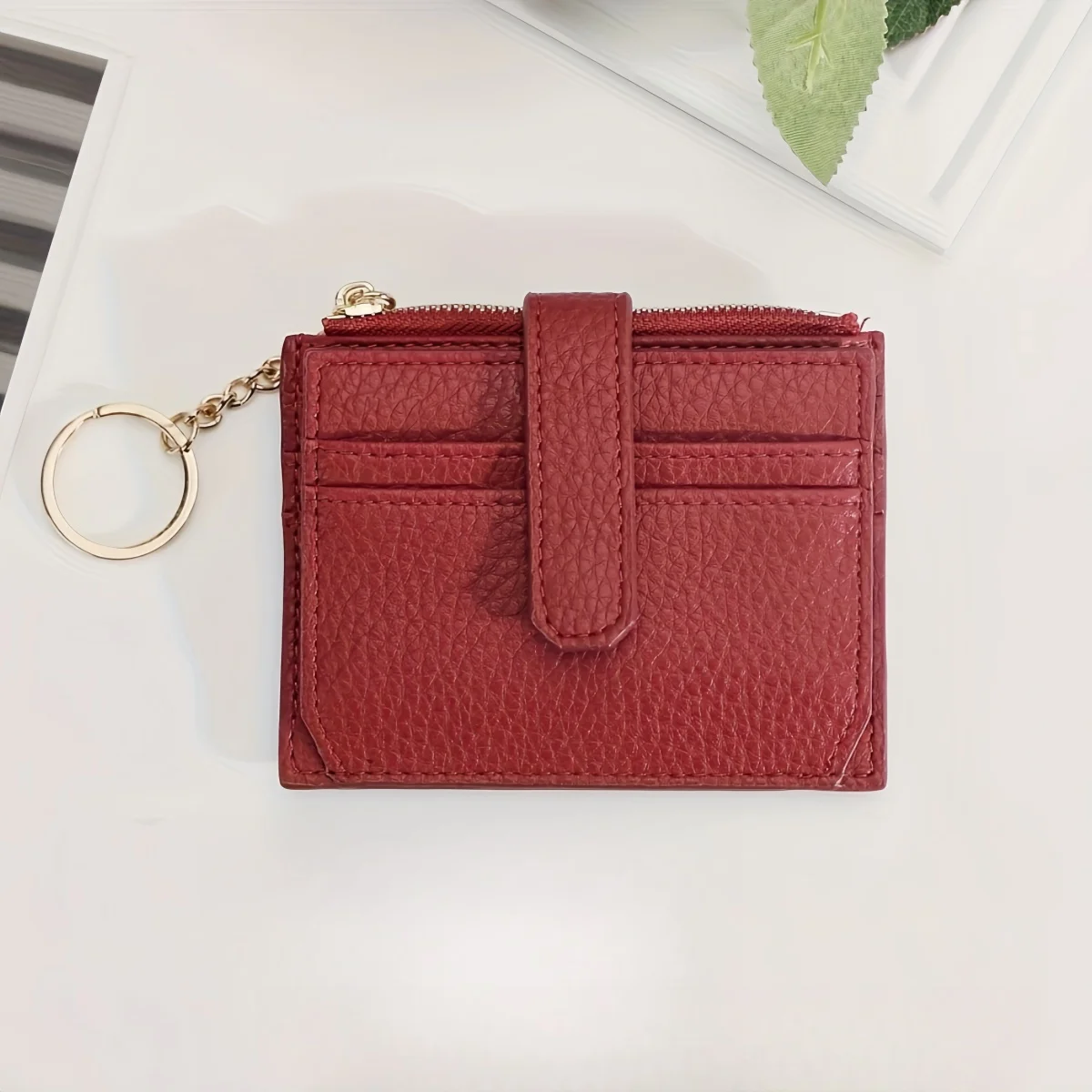 

Retro style, simple, fashionable, stylish and compact mini wallet