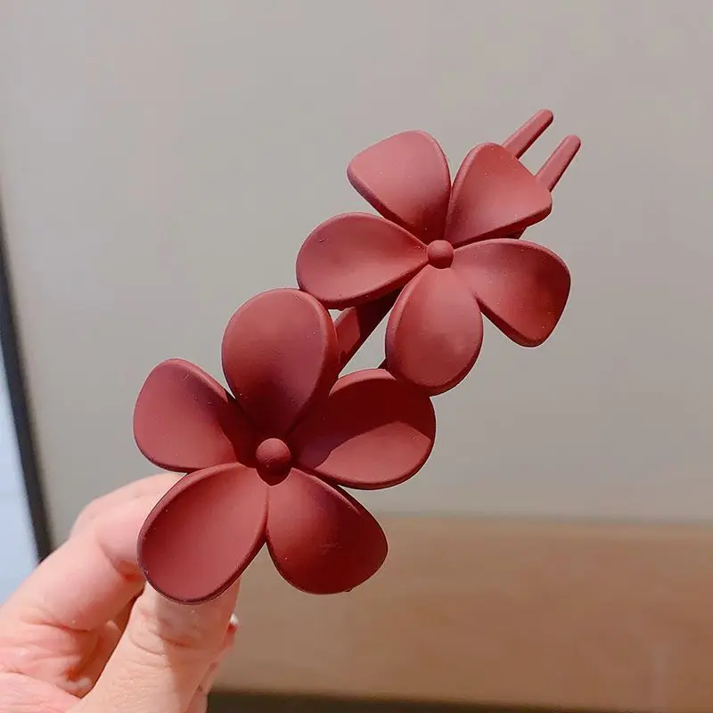 Frosted Flower HairClip Claws Simple Matte Hair Claw Clips for Women Girls Thin Thick Curly Women's Back of Head Headgear image 4