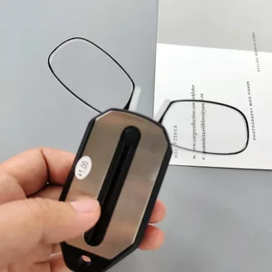 Mini okuma gözlüğü taşınabilir erkekler ve kadınlar, bir anahtarlık, bacaksız ve hafif, burun klipsi, gözlükler, presbiyopikolar, + 1.0 ila + 3.0 8 klipsli erkek gözlükler için en çok satılan ürünler-no. 8