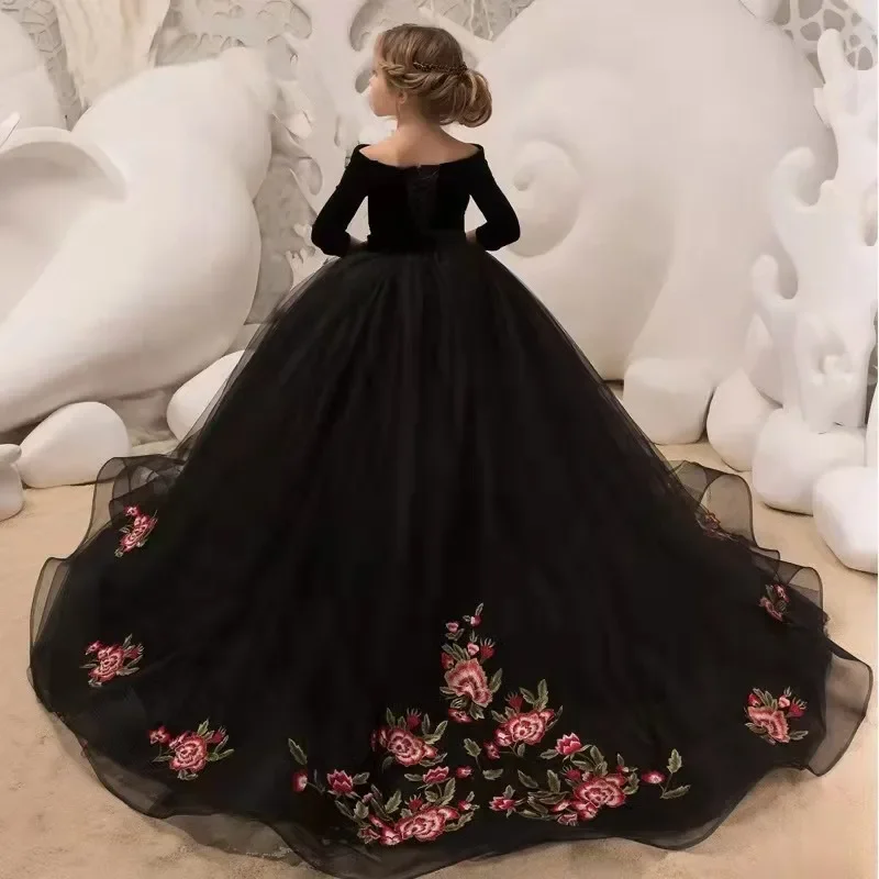 Girl's New Trailing Performance Evening Gown with Sweet Embroidery Host Graduation Princess Dress Black