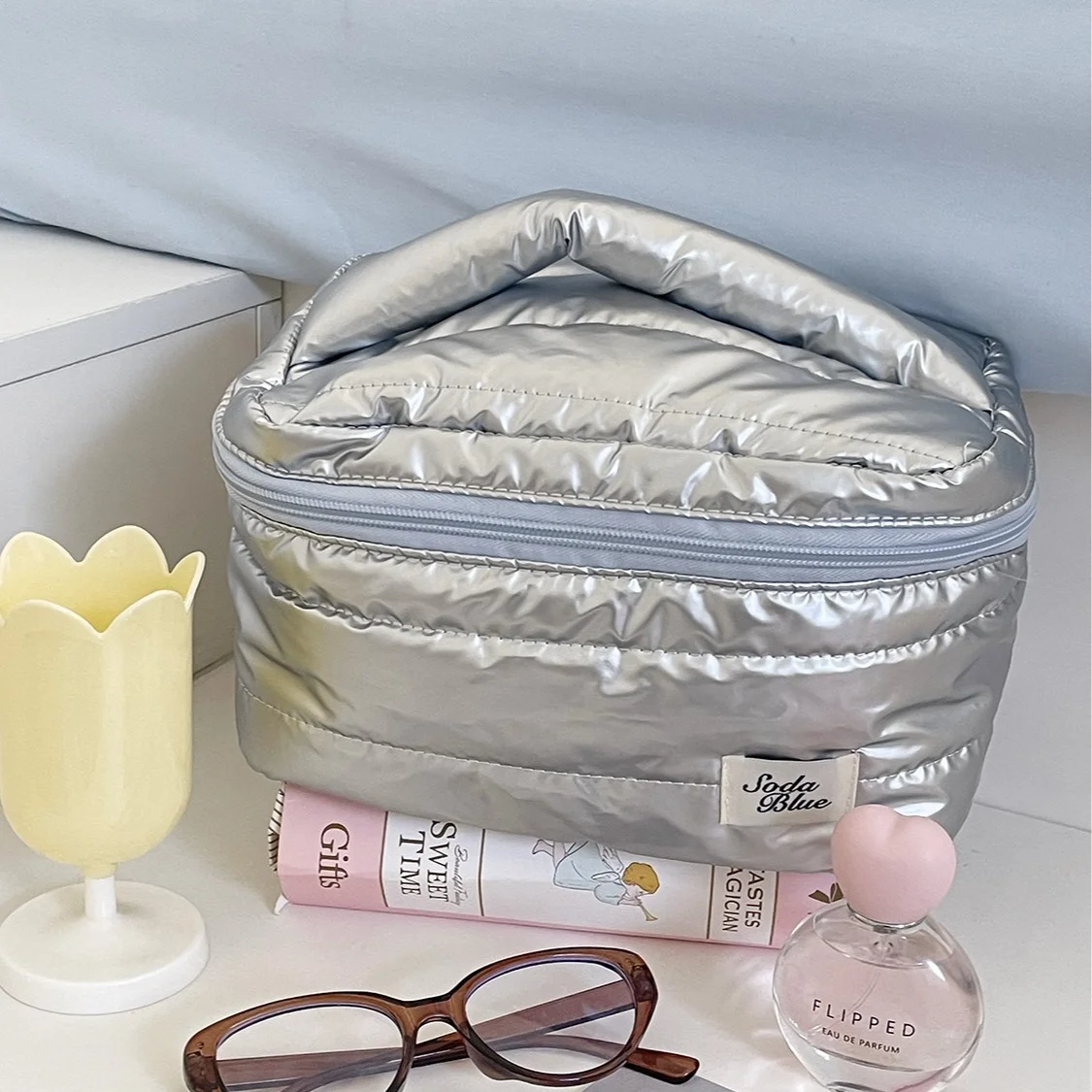 YT High-end Minimalist Large-capacity Portable Waterproof Handheld Toiletry Bag Lazy Series Makeup Bag