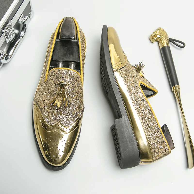 Men's Glitter Tassel Loafers Patent Leather Brogue Dress Shoes Big Size 38-48 Slip on Formal Party Stage Male Flat Casual Shoes