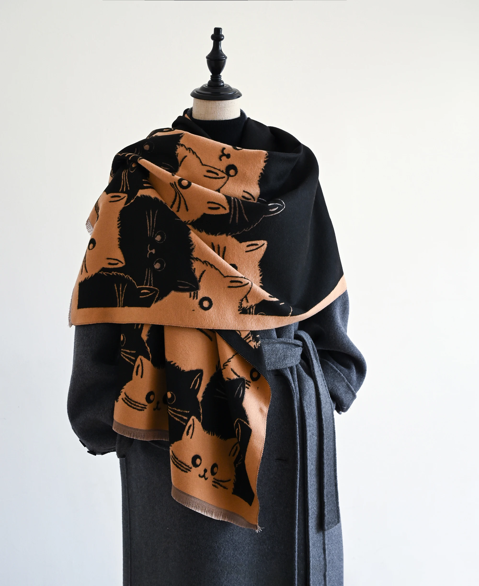 Cute Cartoon Cat Print Double Sided Scarf, Fringe Edge Soft Cashmere Feel Large Shawl Wrap For Women Winter Daily Gift view 3