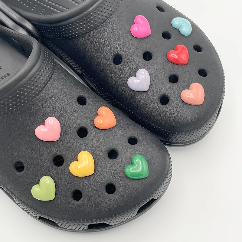 10Pcs Colorful Kawaii Love Heart Shoe Charm Gift To Girlfriend DIY Parts New Design Shoe Decoration Accessories For Sandals Clog