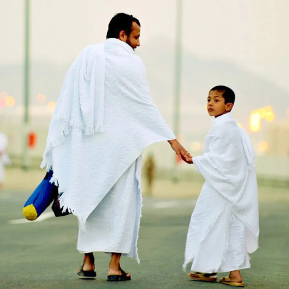 Islam Jubba Thobe Arabia Saudita Musulmano Arabo Uomini Ihram Hajj Asciugamano Peregrinaggio Namaz Umrah Idrofila Meca Preghiera Culto Hijab